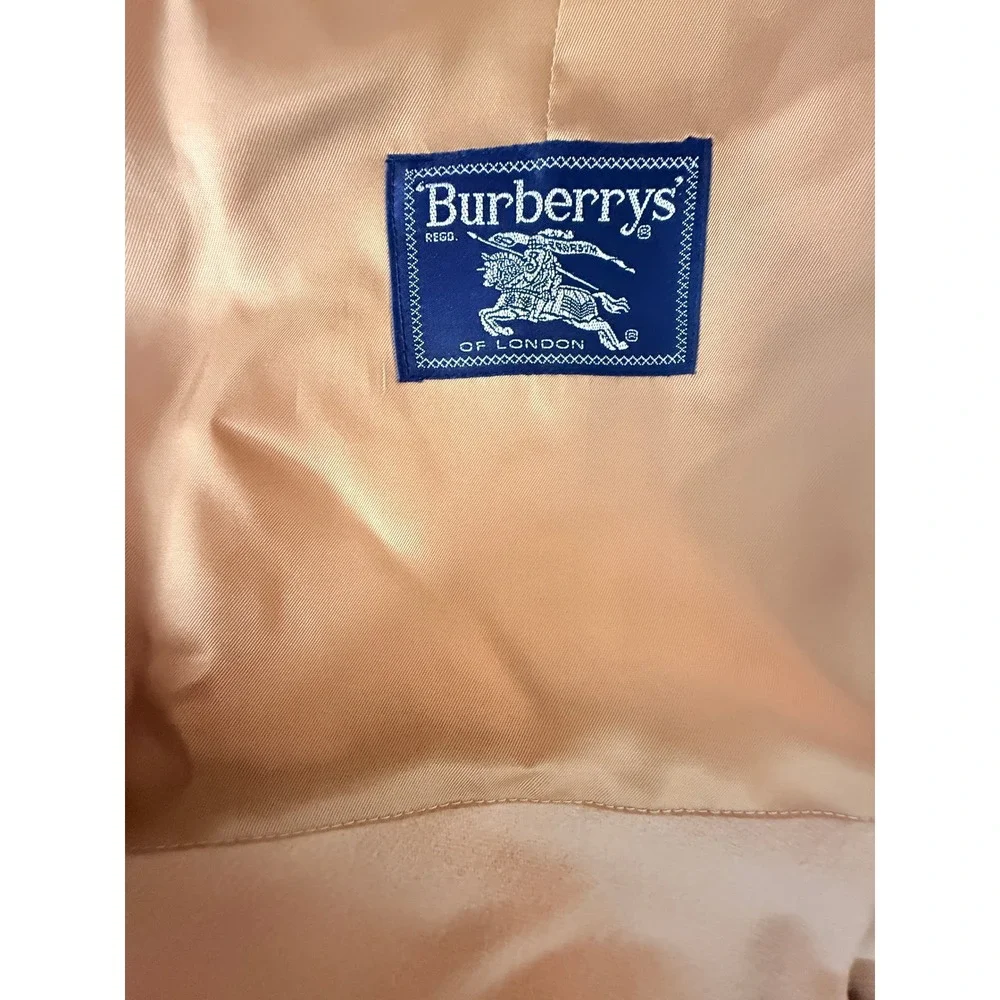 Burberrys' of London New 1996 Victoria Trench Coat Tan Belted 10 Long Warmer CBK - Picture 9 of 16